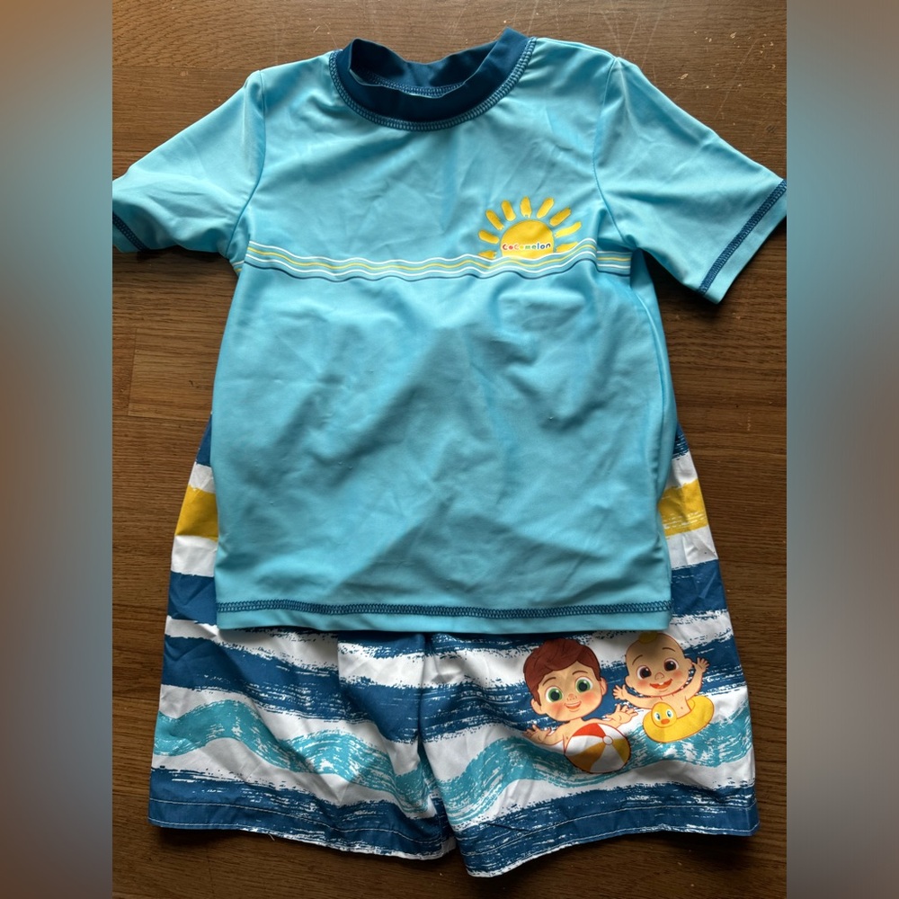 Cocomelon - rash guard